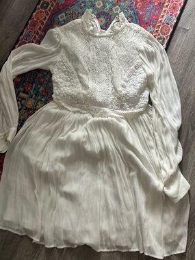 Forever21 beautiful crochet / silky bottoms high neck, dress
